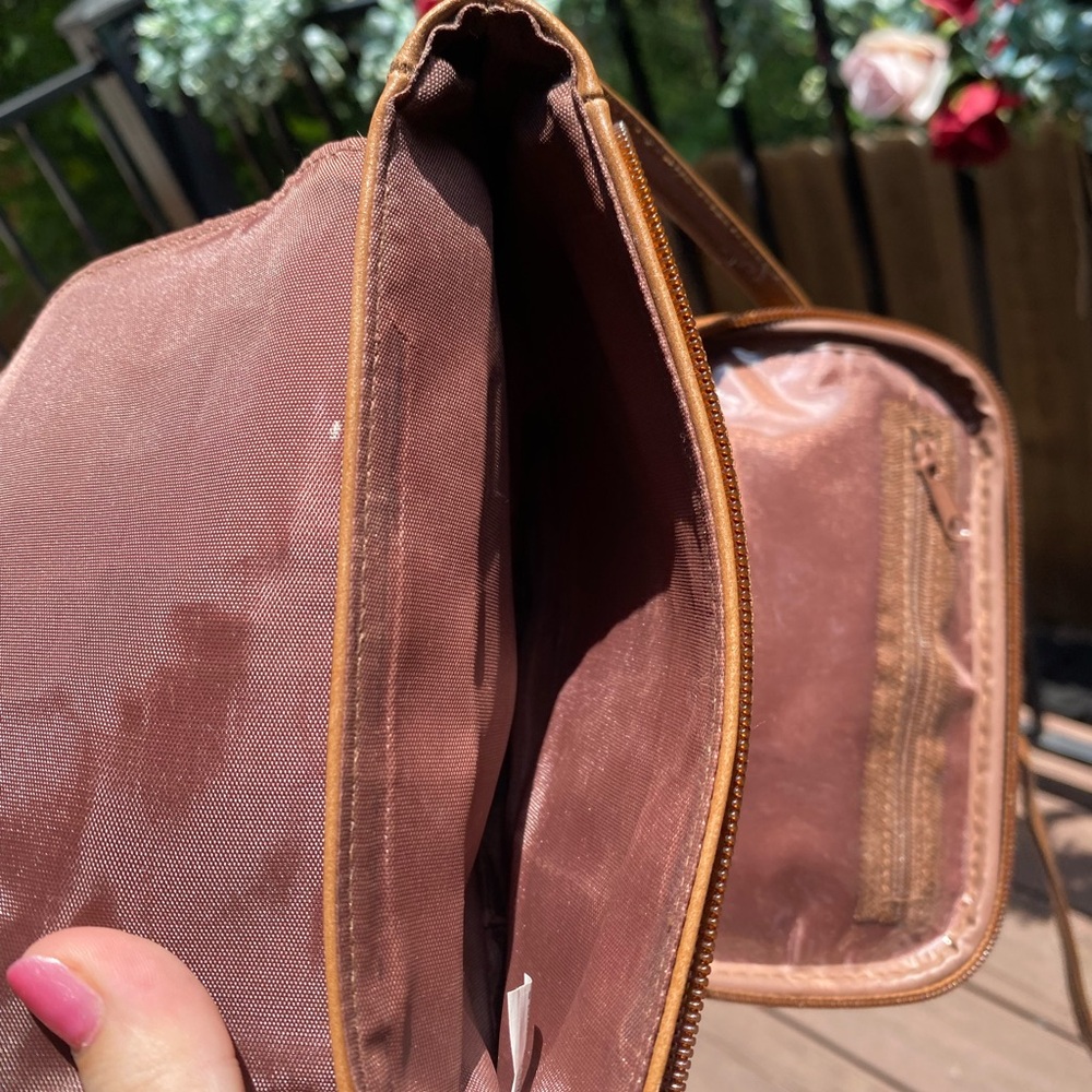 Colorblock Faux Leather Crossbody Bag - Picture 8 of 11